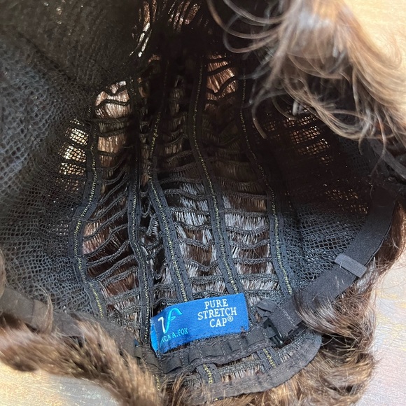 Vivica A. Fox flapper wig - Picture 3 of 7